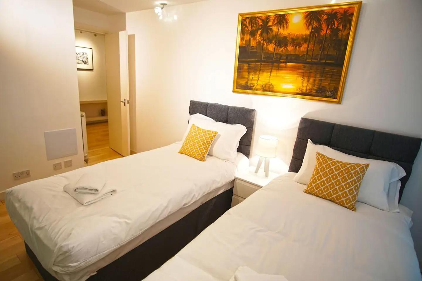 Superior Canary Wharf O2 Arena 2Br Apartment ロンドン エクステリア 写真