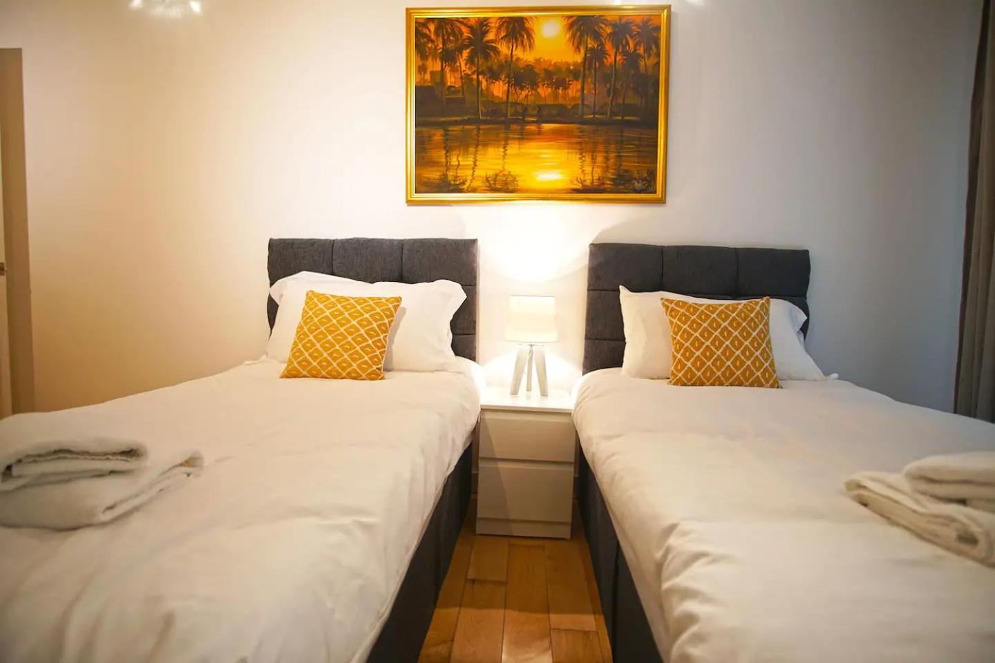 Superior Canary Wharf O2 Arena 2Br Apartment ロンドン エクステリア 写真